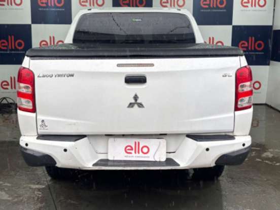 MITSUBISHI-L200 TRITON-2.4 16V TURBO DIESEL GL CD 4X4 MANUAL MITSUBISHI-L200 TRITON-2022