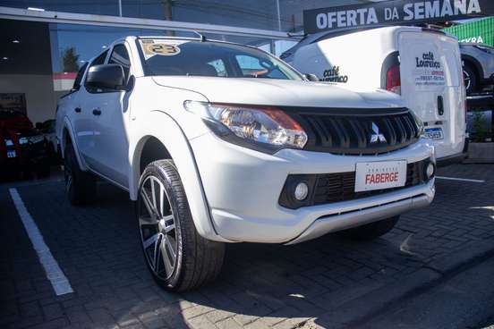 MITSUBISHI-L200 TRITON-2022
