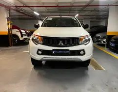 MITSUBISHI L200 TRITON 2.4 16V TURBO DIESEL GL CD 4X4 MANUAL MITSUBISHI L200 TRITON 2.4 16V TURBO DIESEL GL CD 4X4 MANUAL