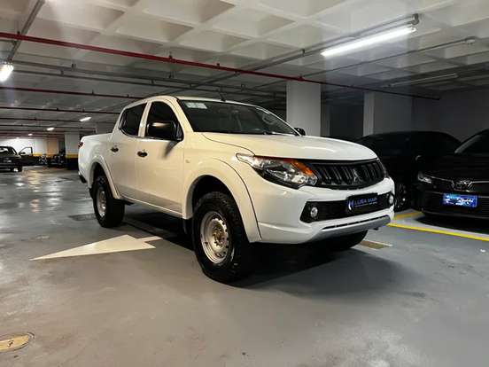 MITSUBISHI-L200 TRITON-2.4 16V TURBO DIESEL GL CD 4X4 MANUAL MITSUBISHI-L200 TRITON-2024