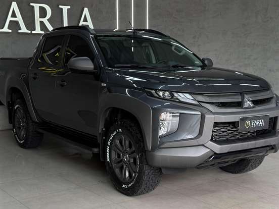 MITSUBISHI-L200 TRITON-2.4 16V TURBO DIESEL GLS CD 4X4 AUTOMÁTICO MITSUBISHI-L200 TRITON-2024