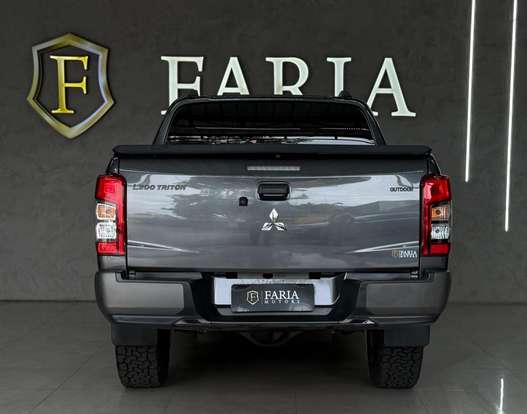 MITSUBISHI-L200 TRITON-2024