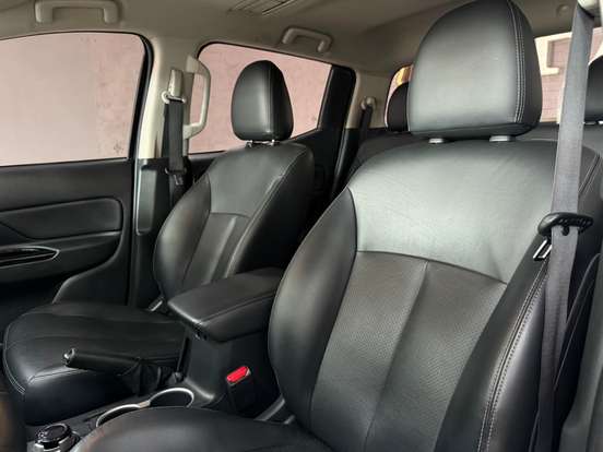 MITSUBISHI-L200 TRITON-2024