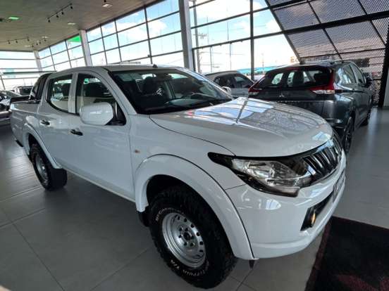 MITSUBISHI-L200 TRITON-2024