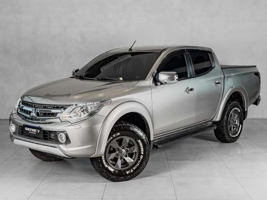 MITSUBISHI-L200 TRITON-2.4 16V TURBO DIESEL SPORT HPE TOP CD 4P 4X4 AUTOMÁTICO MITSUBISHI-L200 TRITON-2017