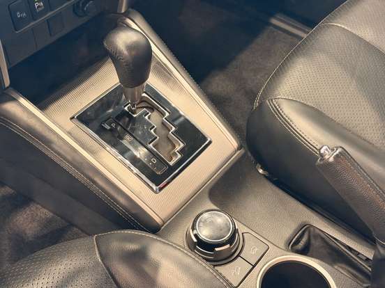 MITSUBISHI-L200 TRITON-2.4 16V TURBO DIESEL SPORT HPE-S CD 4P 4X4 AUTOMÁTICO MITSUBISHI-L200 TRITON-2023