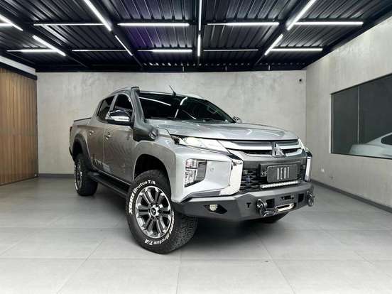 MITSUBISHI-L200 TRITON-2021
