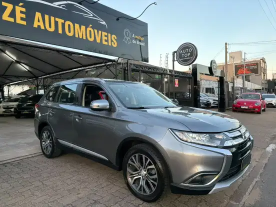 MITSUBISHI-OUTLANDER-2017