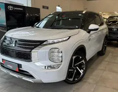 MITSUBISHI OUTLANDER 2.4 PHEV SIGNATURE S-AWC DHT MITSUBISHI OUTLANDER 2.4 PHEV SIGNATURE S-AWC DHT