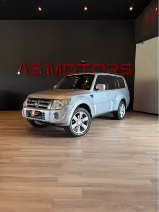 MITSUBISHI PAJERO FULL 3.2 HPE 4X4 16V TURBO INTERCOOLER DIESEL 4P AUTOMÁTICO