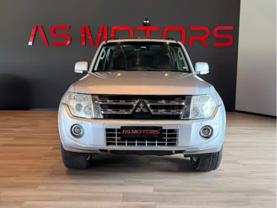 MITSUBISHI-PAJERO FULL-3.2 HPE 4X4 16V TURBO INTERCOOLER DIESEL 4P AUTOMÁTICO MITSUBISHI-PAJERO FULL-2013
