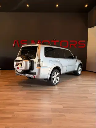 MITSUBISHI-PAJERO FULL-2013