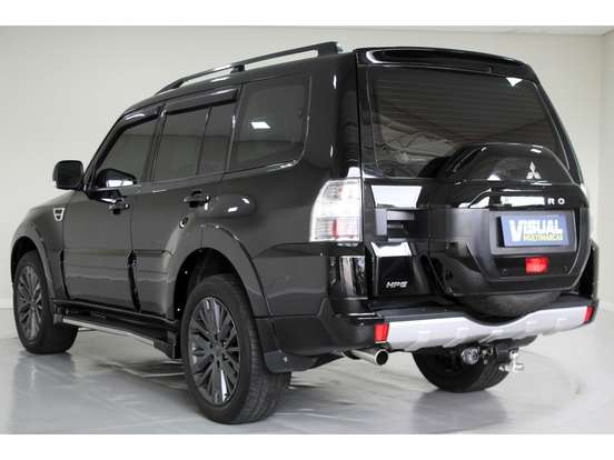 MITSUBISHI-PAJERO FULL-3.2 HPE 4X4 16V TURBO INTERCOOLER DIESEL 4P AUTOMÁTICO MITSUBISHI-PAJERO FULL-2020