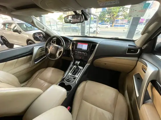 MITSUBISHI-PAJERO SPORT-2019