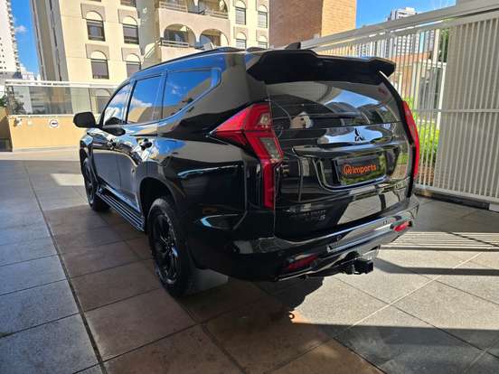 MITSUBISHI-PAJERO SPORT-2.4 16V MIVEC TURBO DIESEL HPE-S AWD AUTOMÁTICO MITSUBISHI-PAJERO SPORT-2024