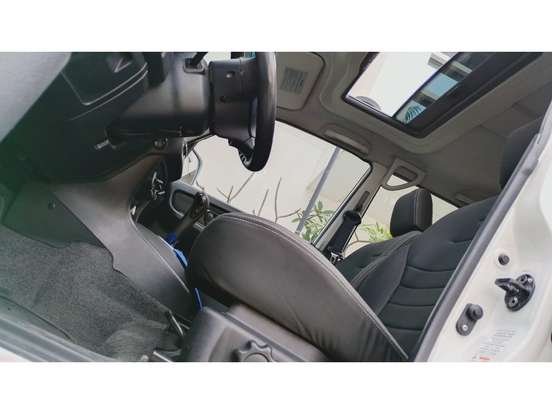 MITSUBISHI-PAJERO TR4-2013