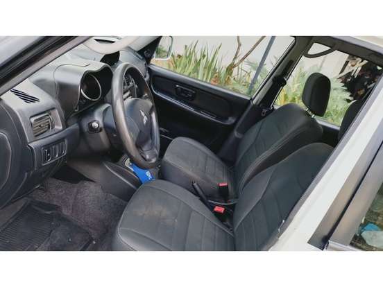 MITSUBISHI-PAJERO TR4-2.0 4X2 16V 140CV FLEX 4P AUTOMÁTICO MITSUBISHI-PAJERO TR4-2013