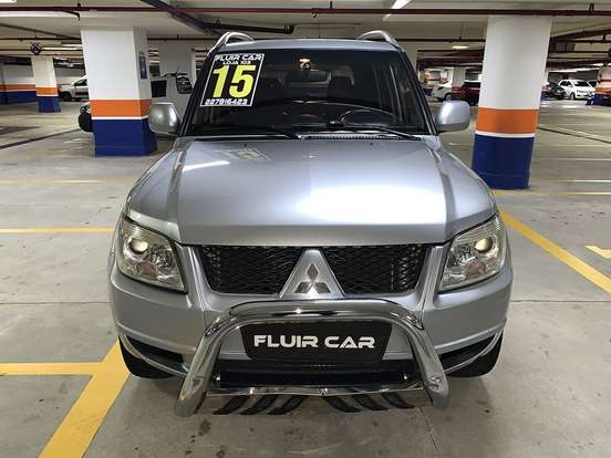 MITSUBISHI-PAJERO TR4-2.0 4X2 16V 140CV FLEX 4P AUTOMÁTICO MITSUBISHI-PAJERO TR4-2014