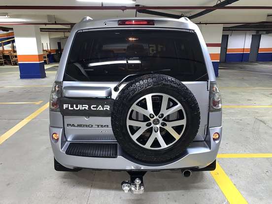 MITSUBISHI-PAJERO TR4-2.0 4X2 16V 140CV FLEX 4P AUTOMÁTICO MITSUBISHI-PAJERO TR4-2014
