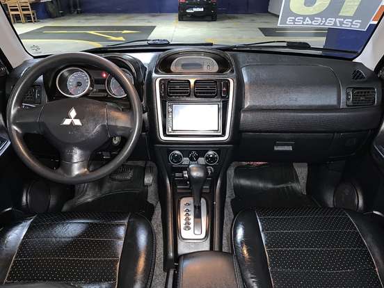 MITSUBISHI-PAJERO TR4-2.0 4X2 16V 140CV FLEX 4P AUTOMÁTICO MITSUBISHI-PAJERO TR4-2014