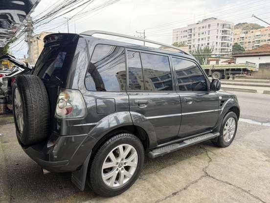 MITSUBISHI-PAJERO TR4-2.0 4X4 16V FLEX 4P MANUAL MITSUBISHI-PAJERO TR4-2010