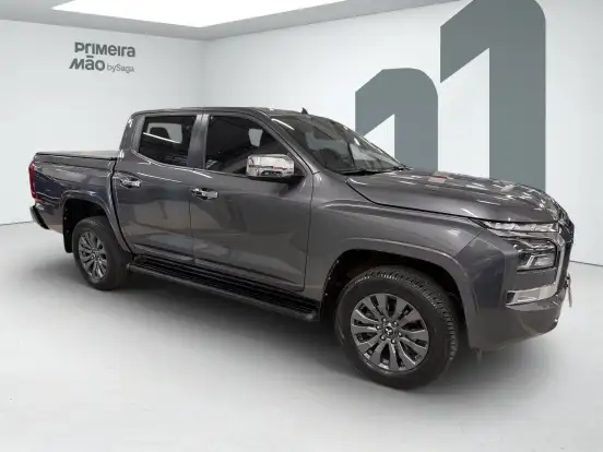 MITSUBISHI-TRITON-2.4 BITURBO DIESEL CD HPE 4X4 AUTOMÁTICO MITSUBISHI-TRITON-2025