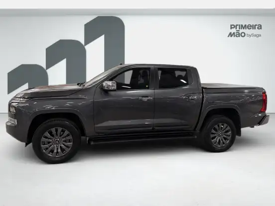 MITSUBISHI-TRITON-2.4 BITURBO DIESEL CD HPE 4X4 AUTOMÁTICO MITSUBISHI-TRITON-2025