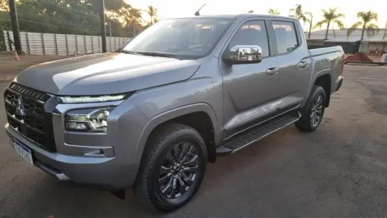 MITSUBISHI TRITON 2.4 BITURBO DIESEL CD HPE-S 4X4 AUTOMÁTICO