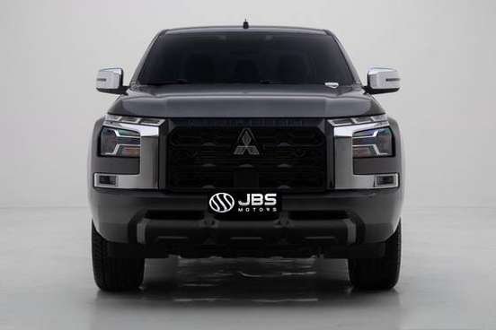 MITSUBISHI-TRITON-2026