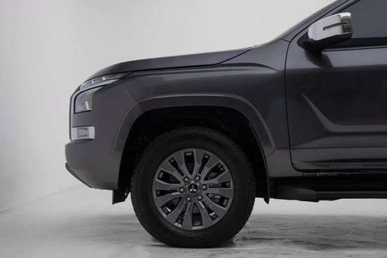 MITSUBISHI-TRITON-2026