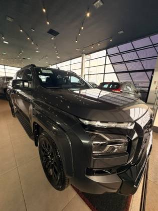 MITSUBISHI TRITON 2.4 BITURBO DIESEL CD KATANA 4X4 AUTOMÁTICO