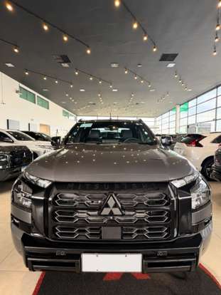 MITSUBISHI-TRITON-2.4 BITURBO DIESEL CD KATANA 4X4 AUTOMÁTICO MITSUBISHI-TRITON-2025