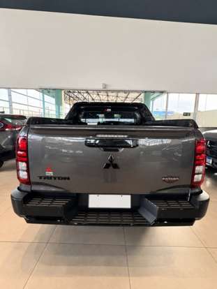 MITSUBISHI-TRITON-2.4 BITURBO DIESEL CD KATANA 4X4 AUTOMÁTICO MITSUBISHI-TRITON-2025