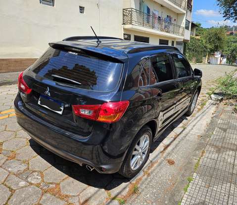 MITSUBISHI-ASX-2012