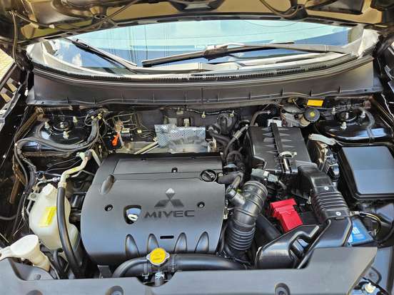 MITSUBISHI-ASX-2012