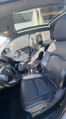 MITSUBISHI-ASX-2011