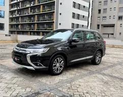 MITSUBISHI OUTLANDER 2.0 COMFORT 16V GASOLINA 4P AUTOMÁTICO MITSUBISHI OUTLANDER 2.0 COMFORT 16V GASOLINA 4P AUTOMÁTICO