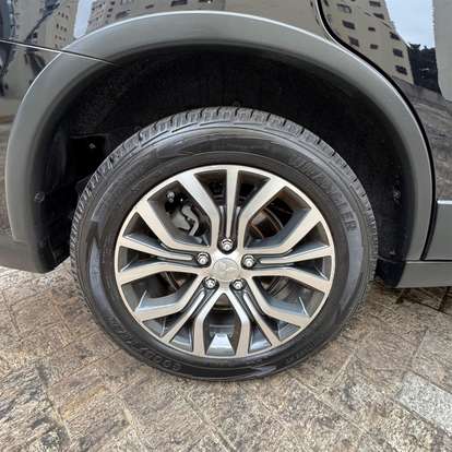MITSUBISHI-OUTLANDER-2017