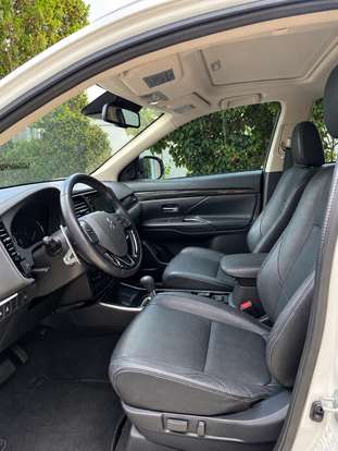 MITSUBISHI-OUTLANDER-2018