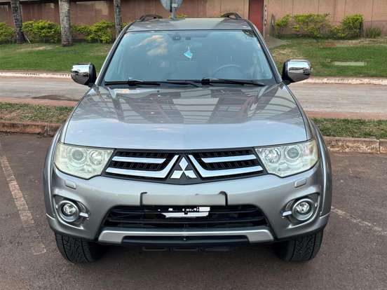 MITSUBISHI-PAJERO-3.5 HPE 4X4 7 LUGARES V6 24V FLEX 4P AUTOMÁTICO MITSUBISHI-PAJERO-2015