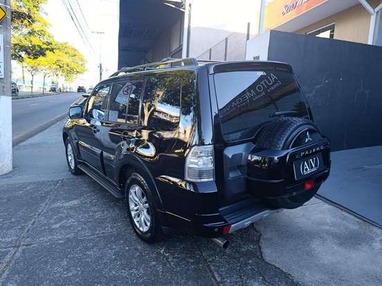 MITSUBISHI-PAJERO FULL-3.8 HPE 4X4 V6 24V GASOLINA 4P AUTOMÁTICO MITSUBISHI-PAJERO FULL-2012