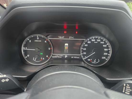MITSUBISHI-TRITON-2025