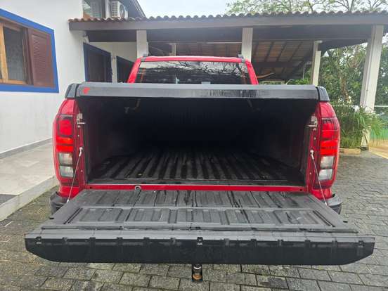 MITSUBISHI-TRITON-2025