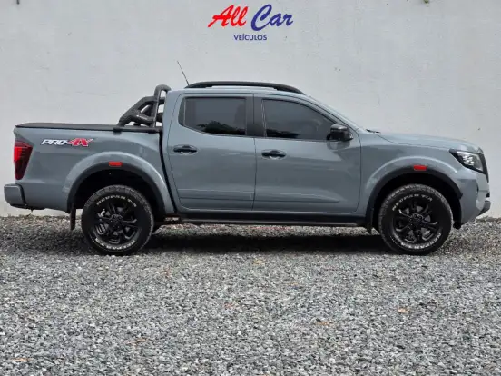 NISSAN-FRONTIER-2022