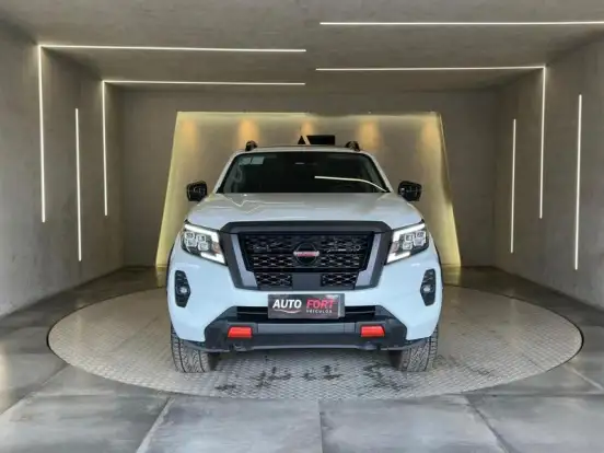 NISSAN-FRONTIER-2022