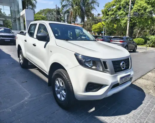 NISSAN-FRONTIER-2021