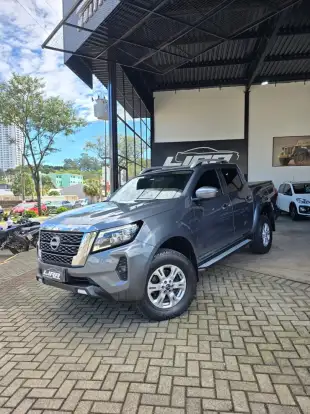 NISSAN-FRONTIER-2024