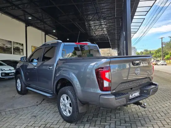NISSAN-FRONTIER-2.3 16V TURBO DIESEL XE CD 4X4 AUTOMÁTICO NISSAN-FRONTIER-2024