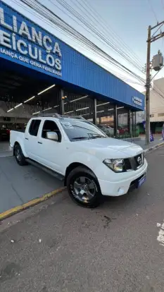NISSAN-FRONTIER-2.5 LE ATTACK 4X4 CD TURBO ELETRONIC DIESEL 4P AUTOMÁTICO NISSAN-FRONTIER-2011