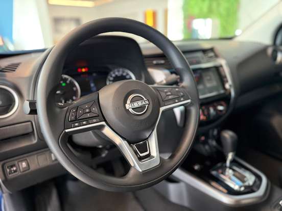 NISSAN-FRONTIER-2024